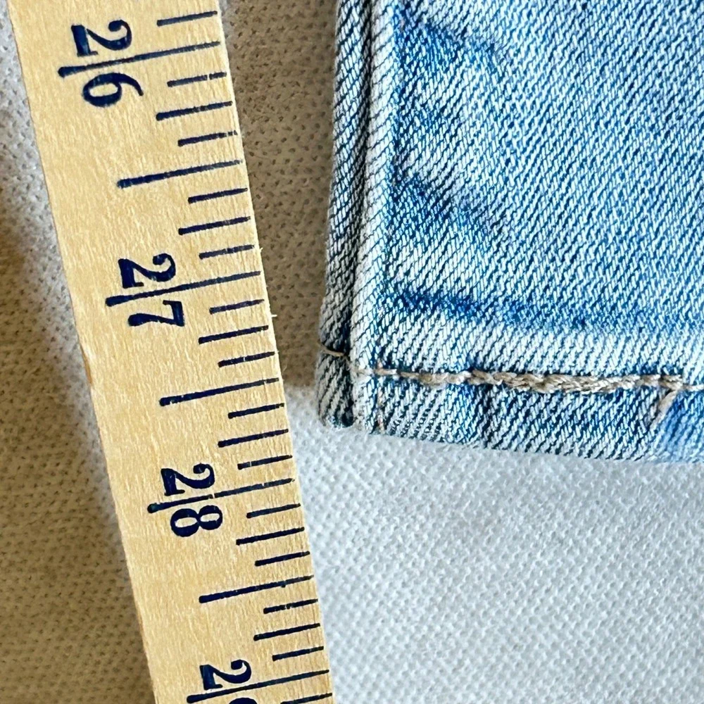 Levis 721 High Rise Skinny Jeans Light Wash Distressed Ripped Denim Womens‎ 31